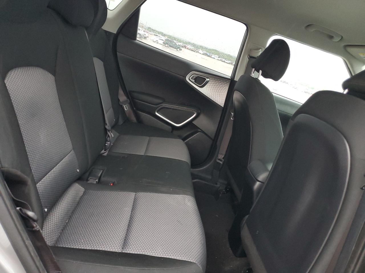 KNDJ23AU2P7852451 2023 Kia Soul Lx