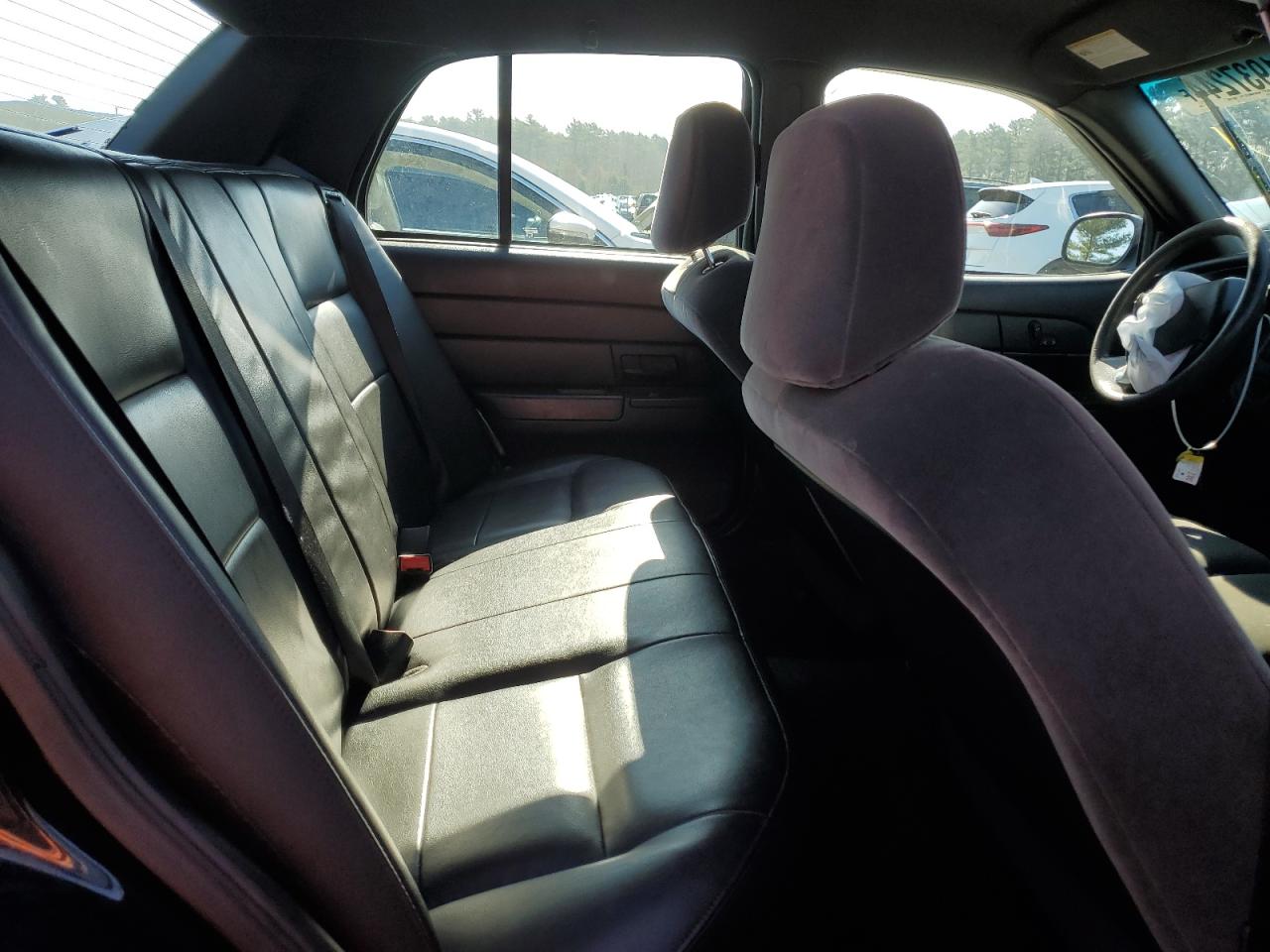 2FAFP71V28X167035 2008 Ford Crown Victoria Police Interceptor