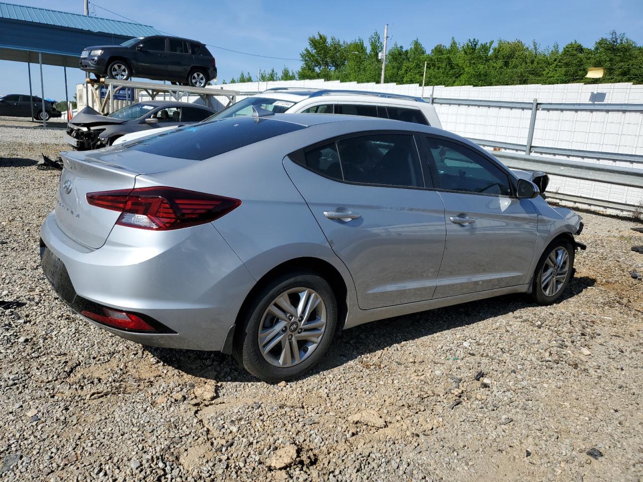 2020 Hyundai Elantra Sel vin: KMHD84LF8LU041003