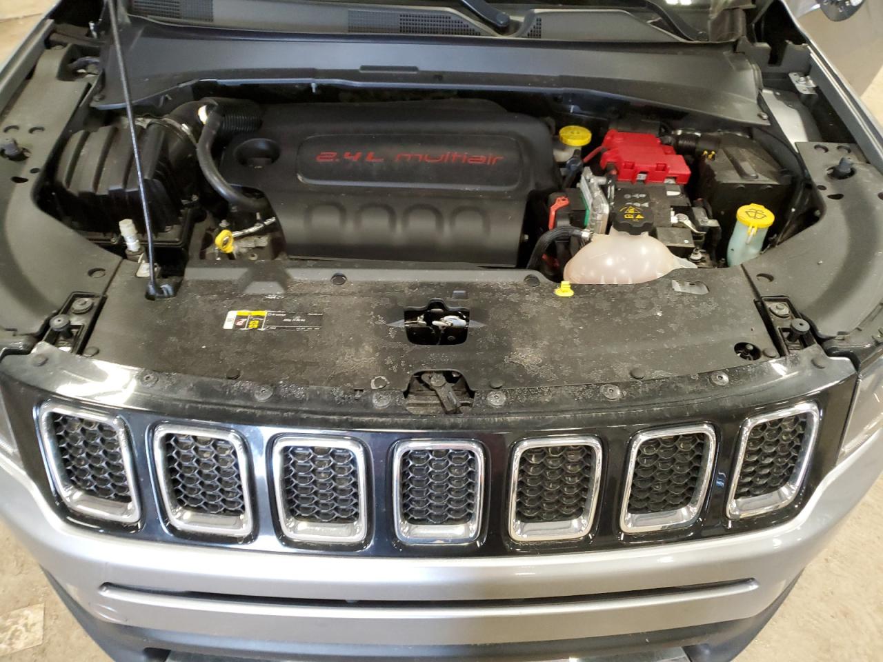 3C4NJDCB8KT842324 2019 Jeep Compass Limited