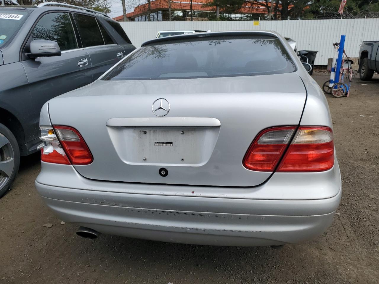 WDBLJ70G41F164977 2001 Mercedes-Benz Clk 430