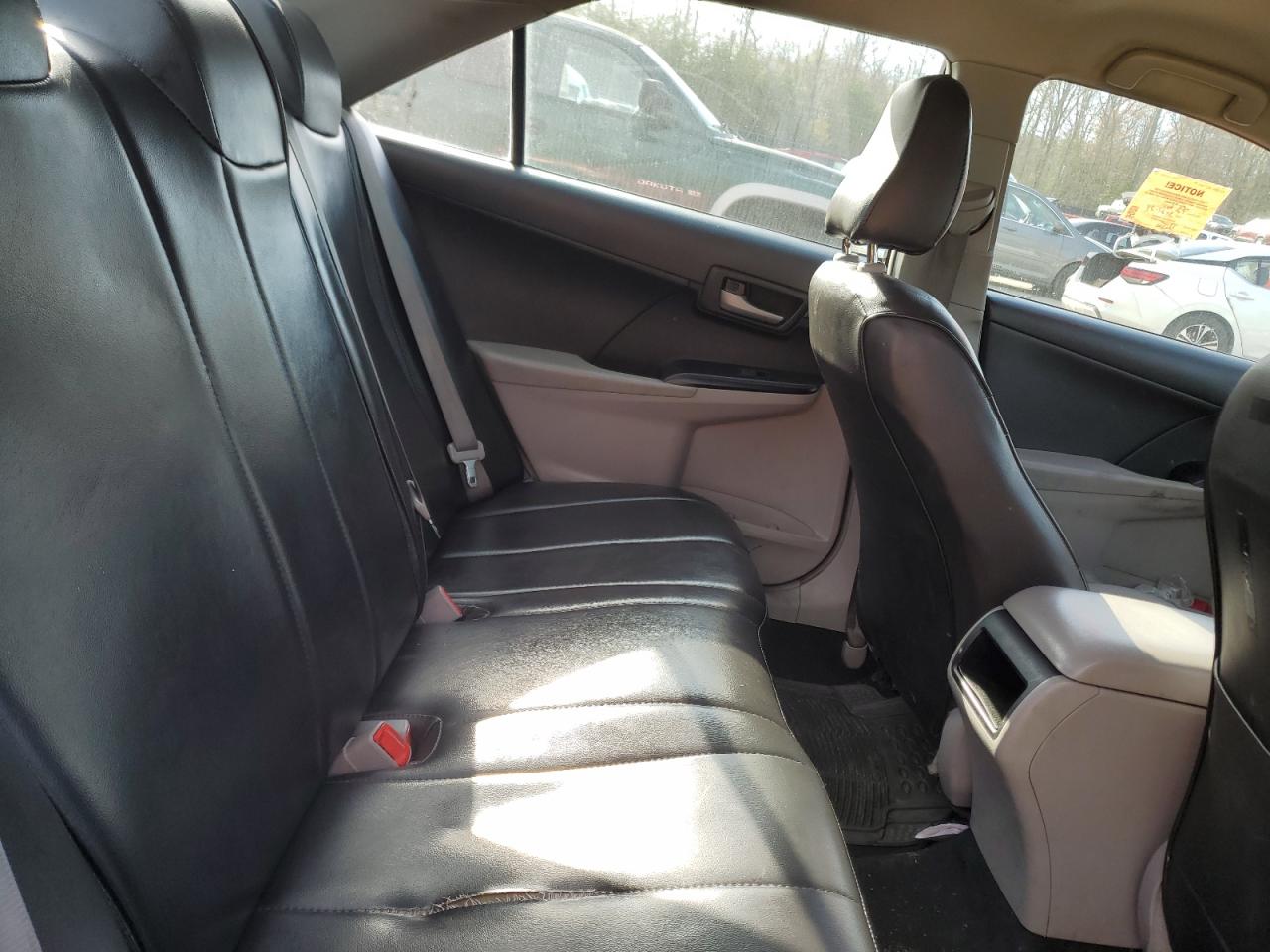 4T4BF1FK9ER361881 2014 Toyota Camry L