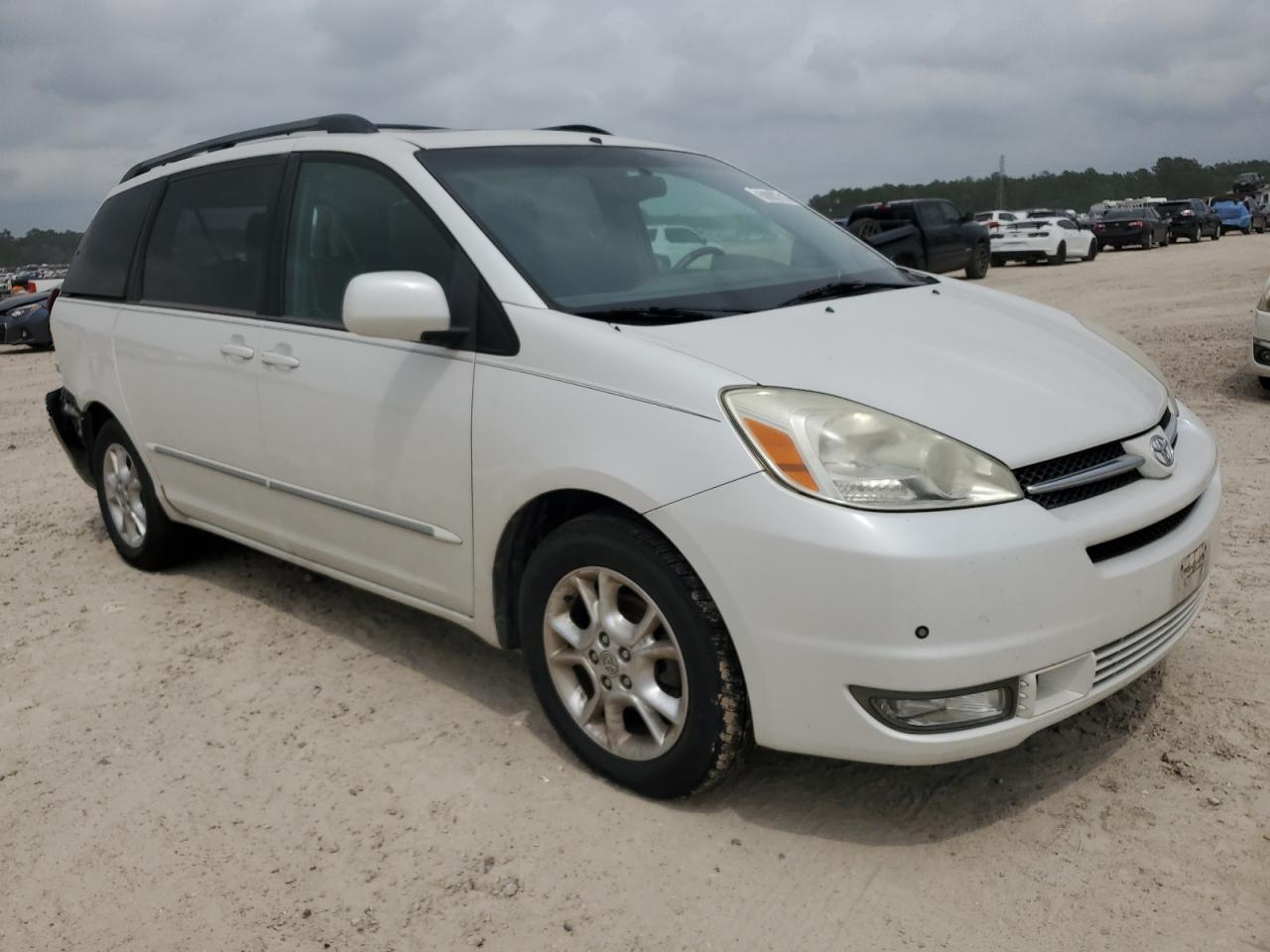 5TDZA22C15S240105 2005 Toyota Sienna Xle