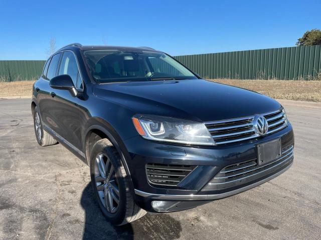 Паркетники VOLKSWAGEN TOUAREG 2015 Синий