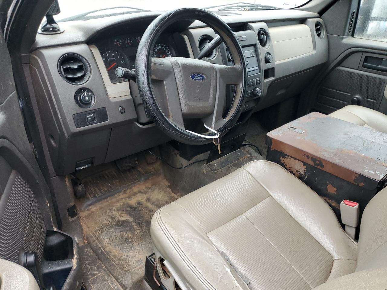 1FTMF1CW7AKC08677 2010 Ford F150