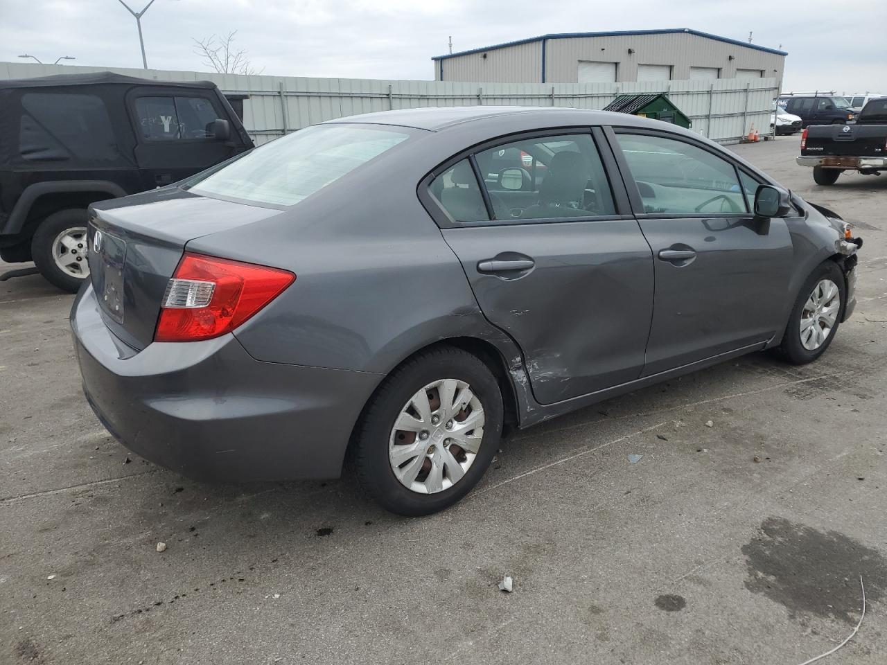 2HGFB2F58CH320915 2012 Honda Civic Lx