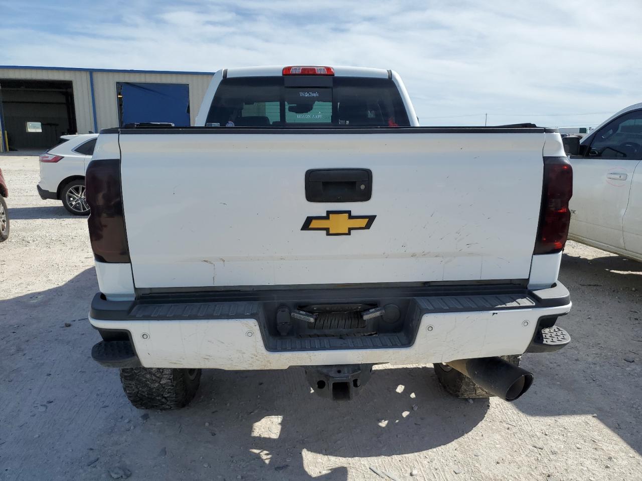 1GC1KWEYXJF103568 2018 Chevrolet Silverado K2500 Heavy Duty Ltz