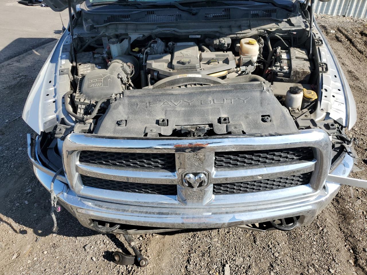 3C63RRHLXJG401033 2018 Ram 3500 Slt