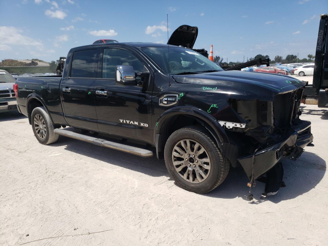 1N6BA1F48HN518911 2017 Nissan Titan Xd Sl