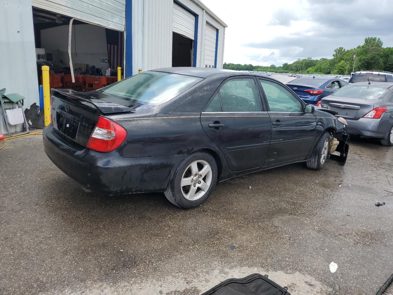 4T1BE32K82U083095 2002 Toyota Camry Le