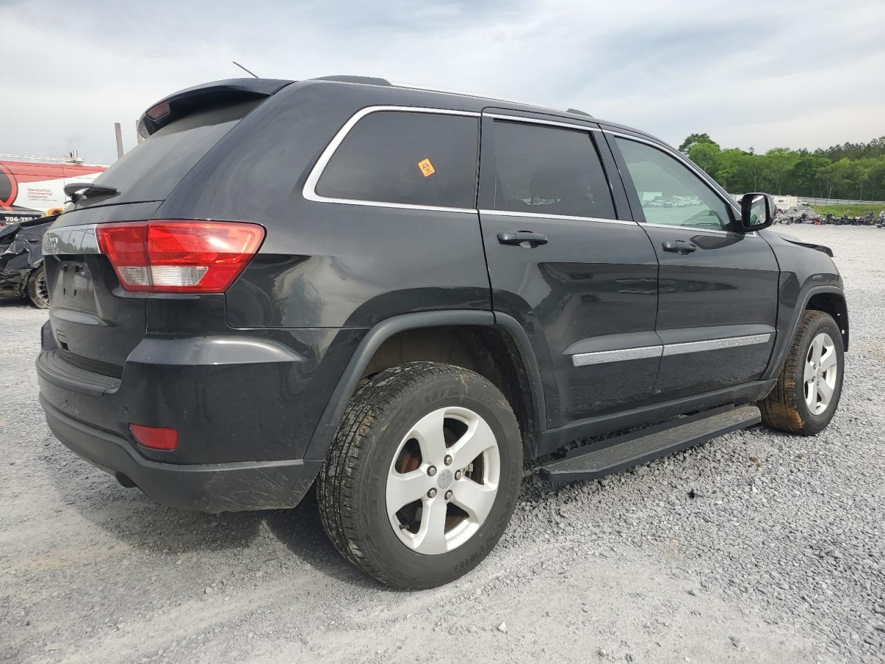 1C4RJEAG4DC569855 2013 Jeep Grand Cherokee Laredo