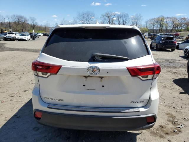 5TDJZRFH5JS858767 2018 Toyota Highlander Se