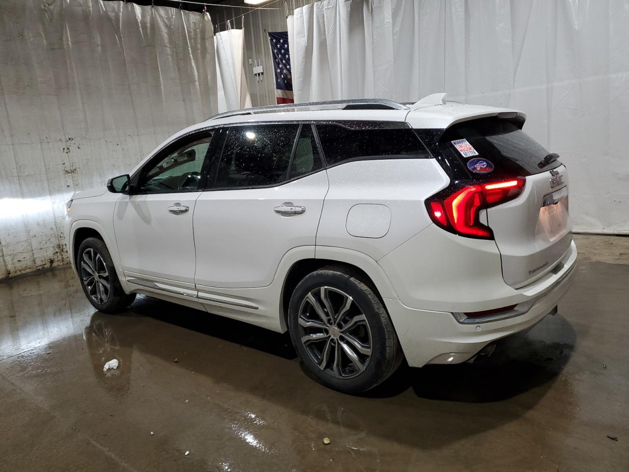 2020 GMC Terrain Denali vin: 3GKALXEX7LL327579