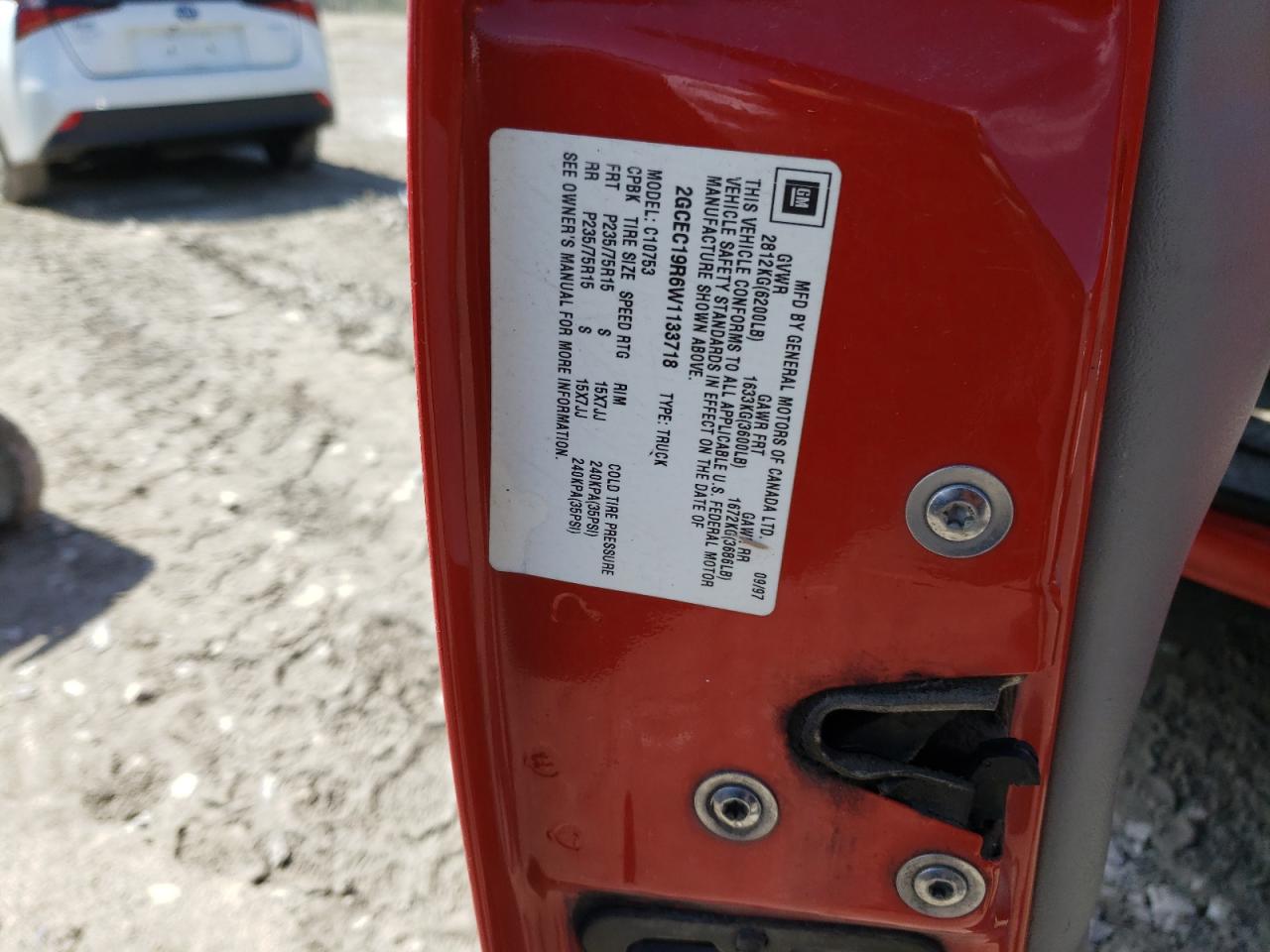 2GCEC19R6W1133718 1998 Chevrolet Gmt-400 C1500