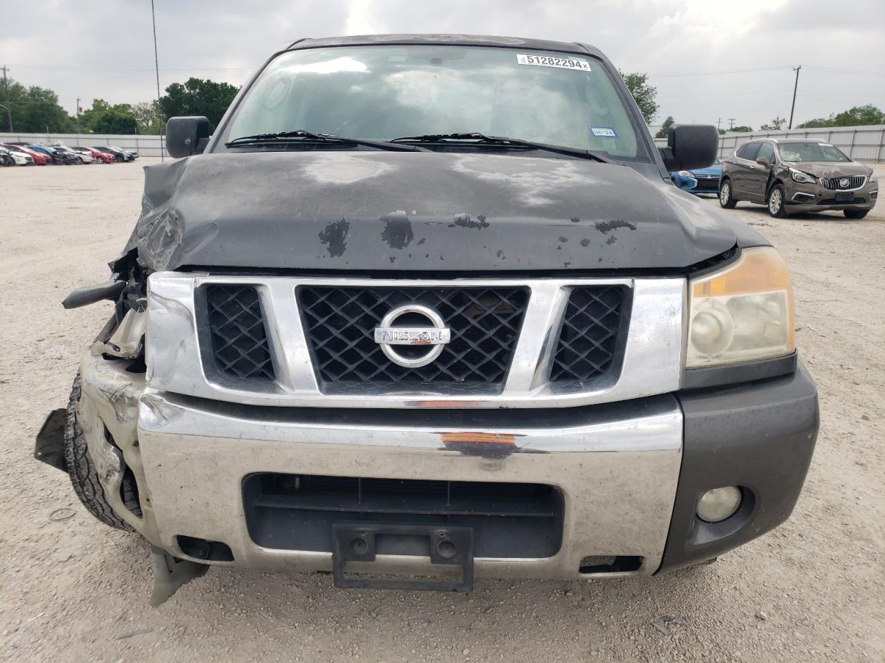 1N6BA0ED4BN320555 2011 Nissan Titan S