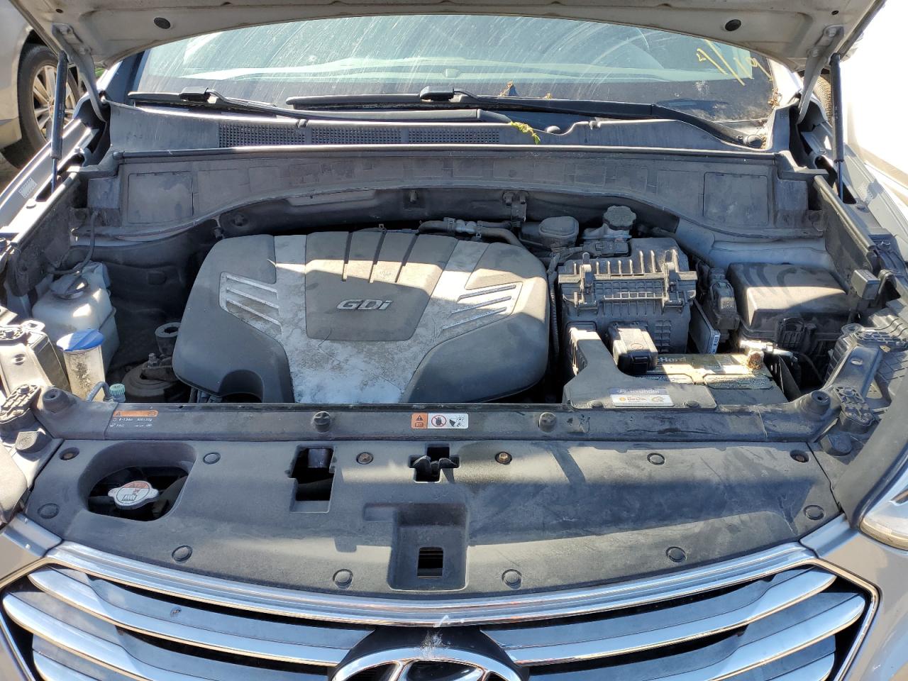 KM8SN4HF3GU131898 2016 Hyundai Santa Fe Se