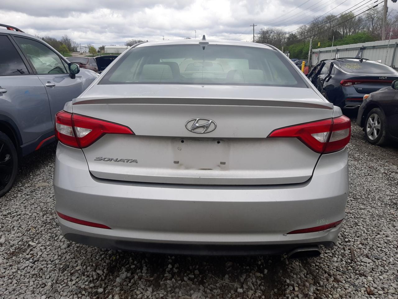 5NPE24AF9FH008913 2015 Hyundai Sonata Se