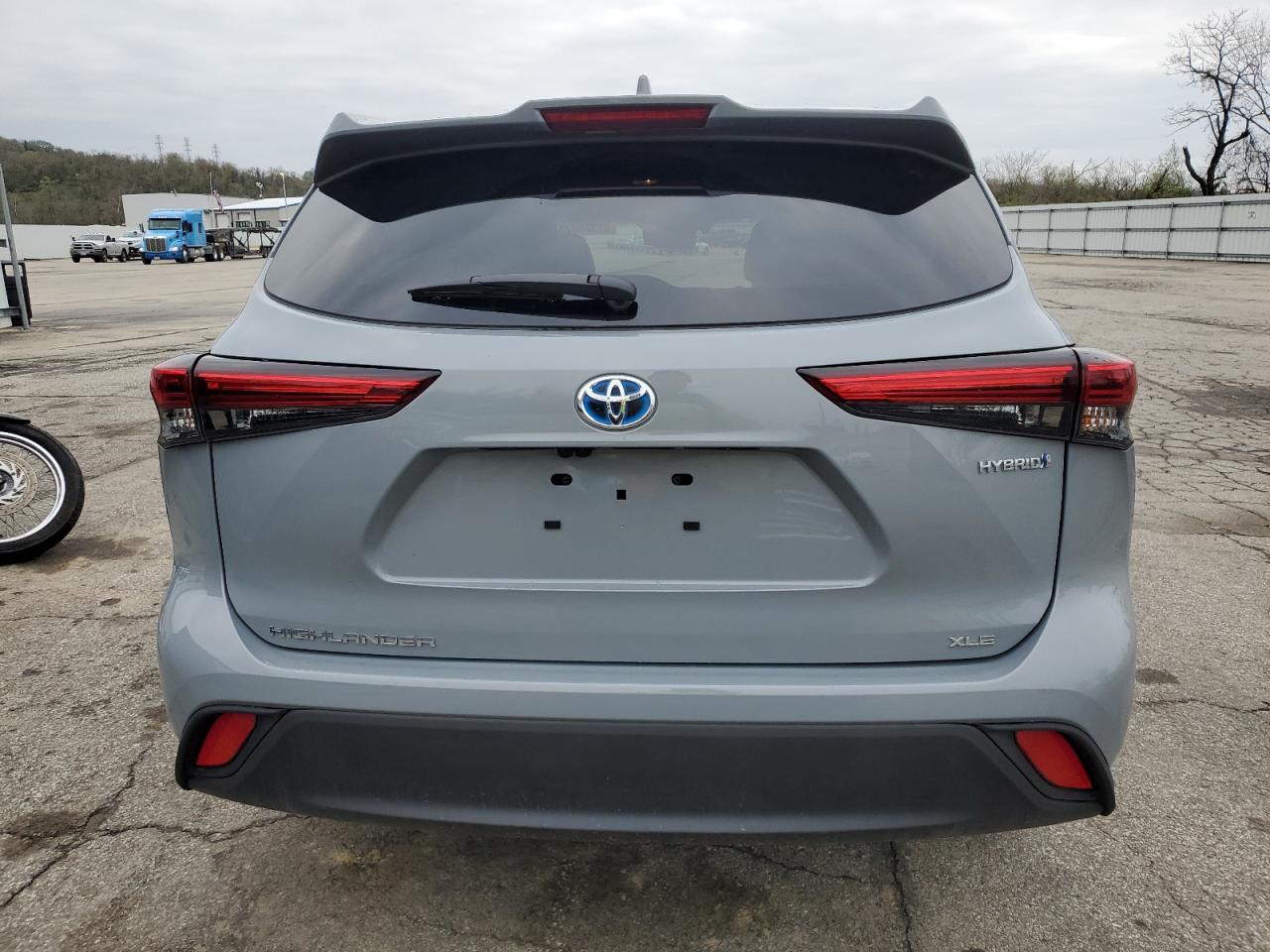 5TDAARAH9NS517246 2022 Toyota Highlander Hybrid Xle