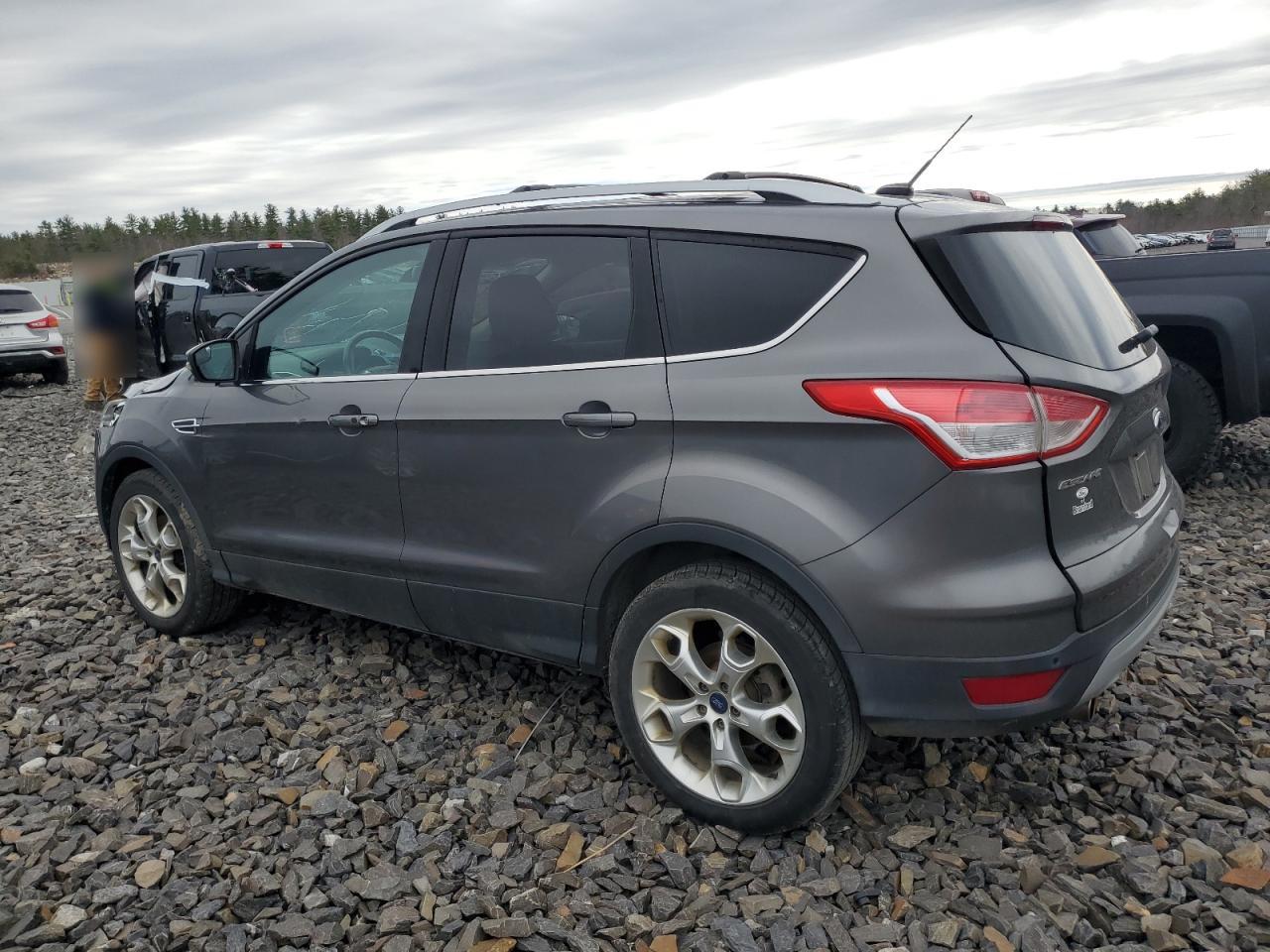 1FMCU9J92DUB76030 2013 Ford Escape Titanium