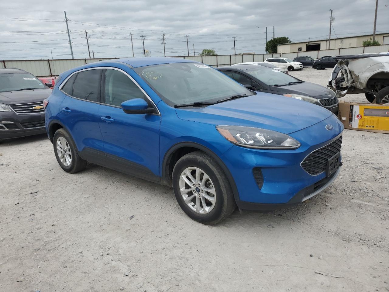 VIN: 1FMCU9G61LUC10535 2020 FORD ESCAPE