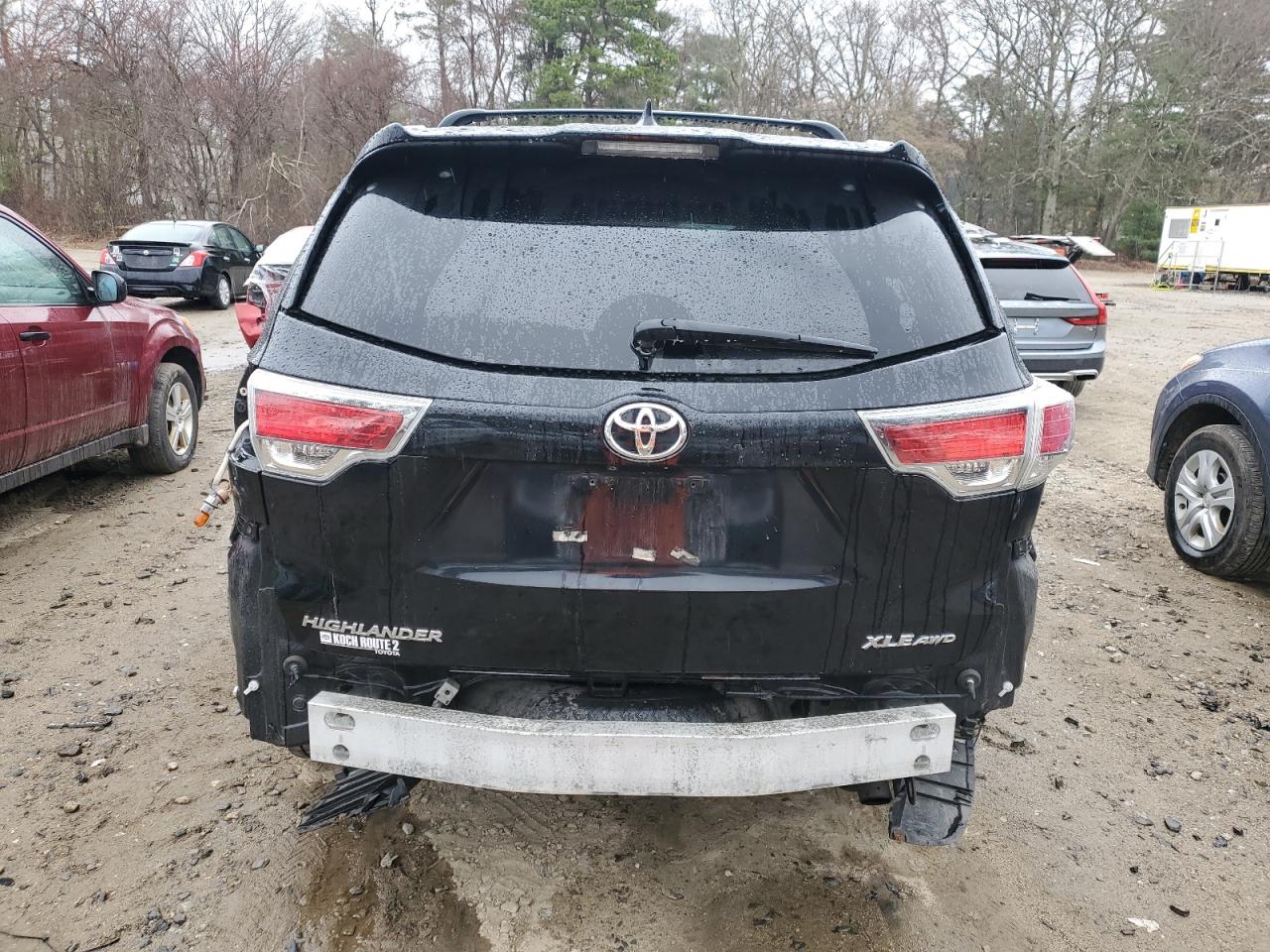 5TDJKRFH0FS077182 2015 Toyota Highlander Xle