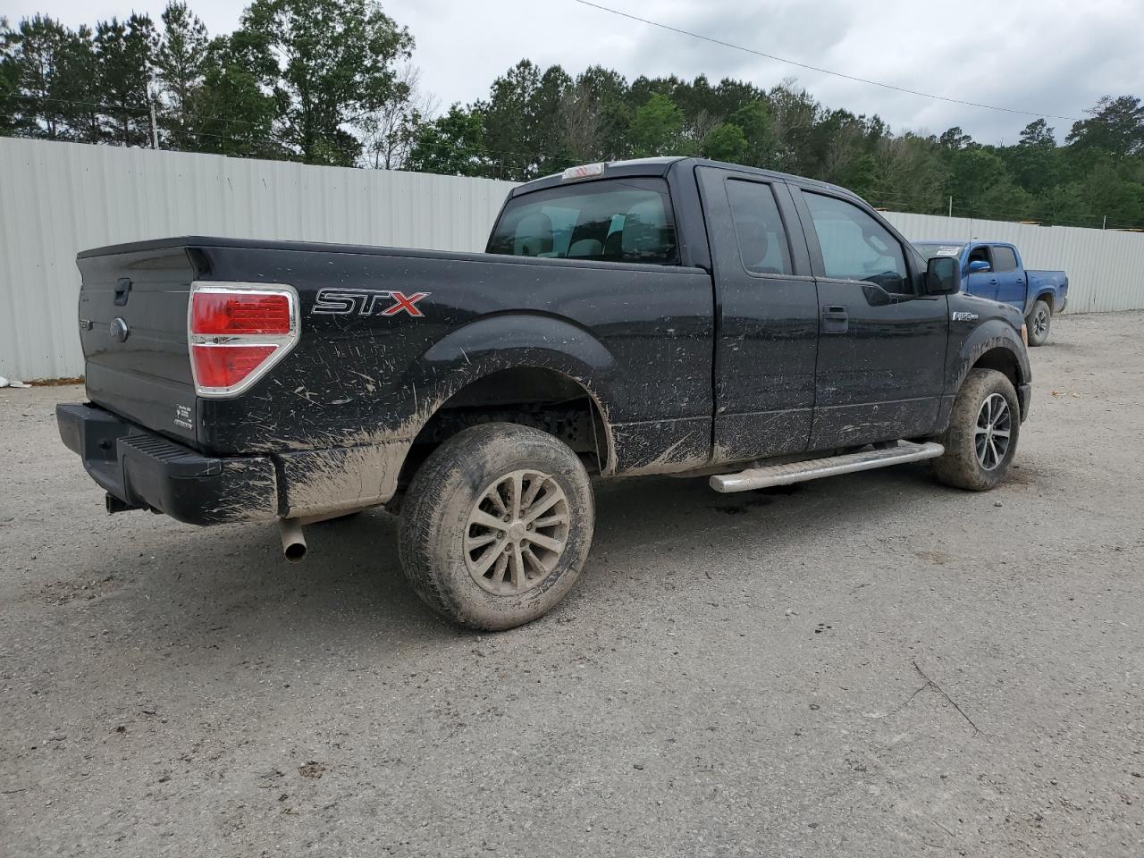 2014 Ford F150 Super Cab vin: 1FTEX1CM3EKF15401