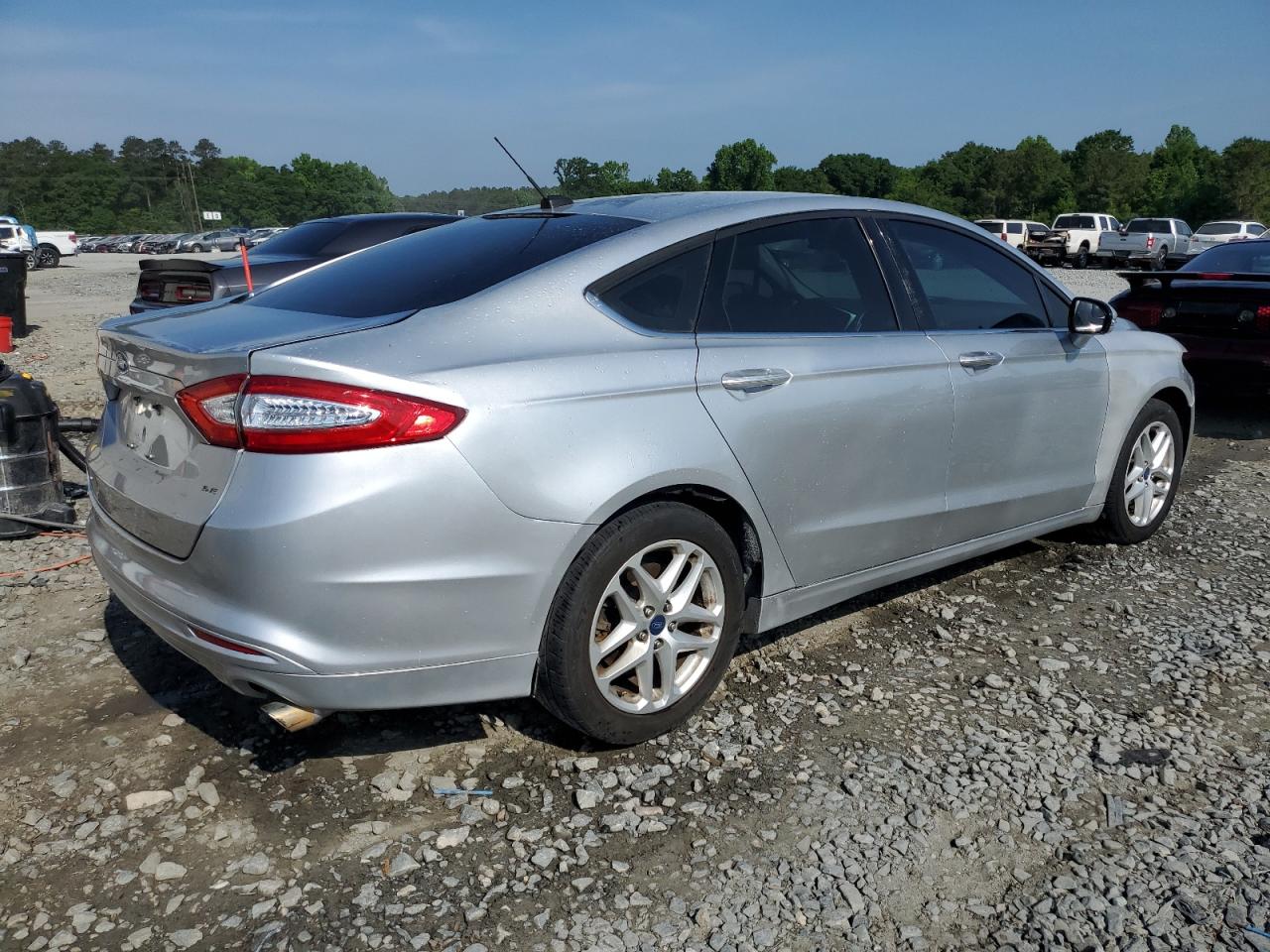 1FA6P0HD7E5389040 2014 Ford Fusion Se