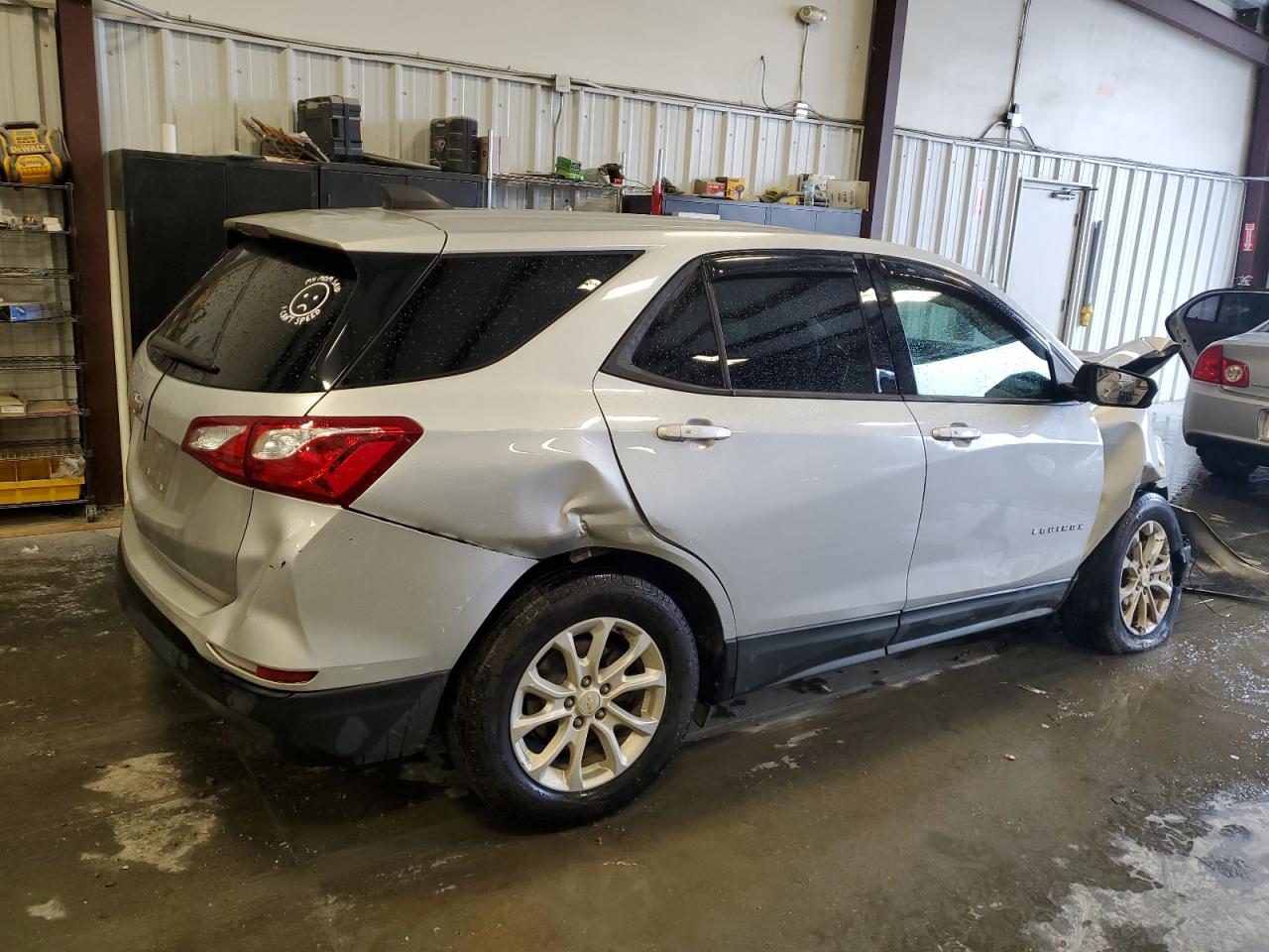 2019 Chevrolet Equinox Ls vin: 2GNAXHEV1K6259696