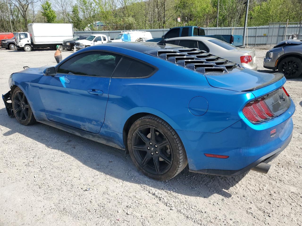 2020 Ford Mustang vin: 1FA6P8THXL5175682