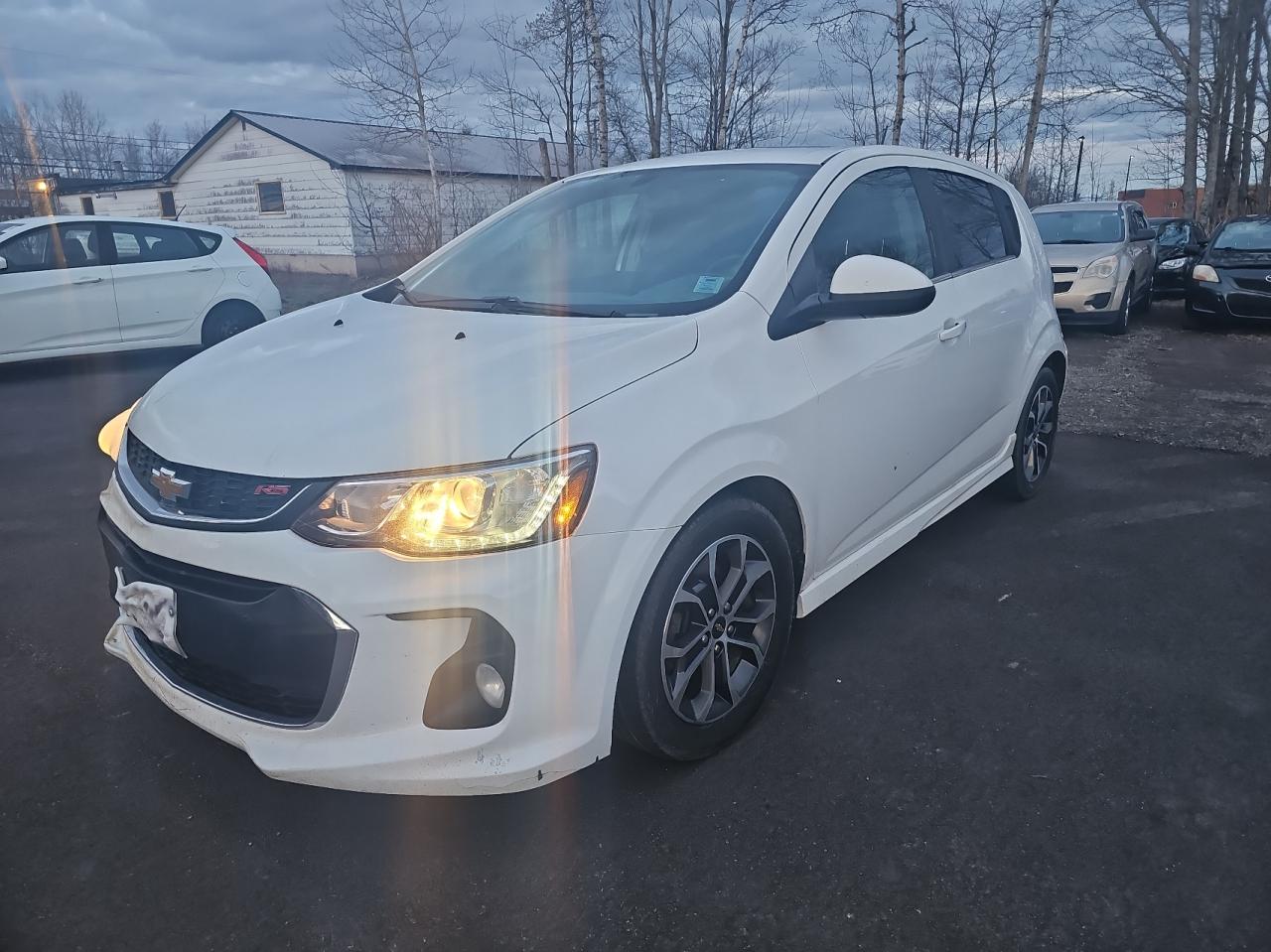 2017 Chevrolet Sonic Lt vin: 1G1JD6SB8H4105201