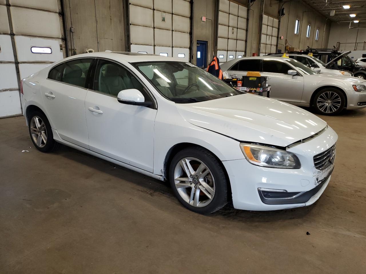 2015 Volvo S60 Premier vin: YV140MFK2F1334478