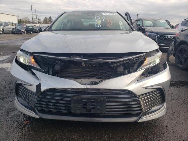 2021 Toyota Camry Le VIN: 4T1C11BK3MU040923 Lot: 50192234