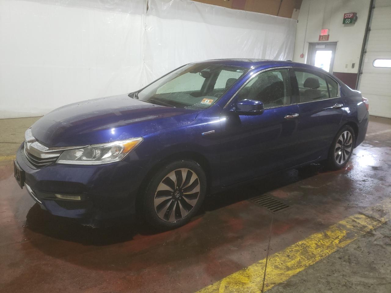 JHMCR6F53HC021099 2017 Honda Accord Hybrid Exl