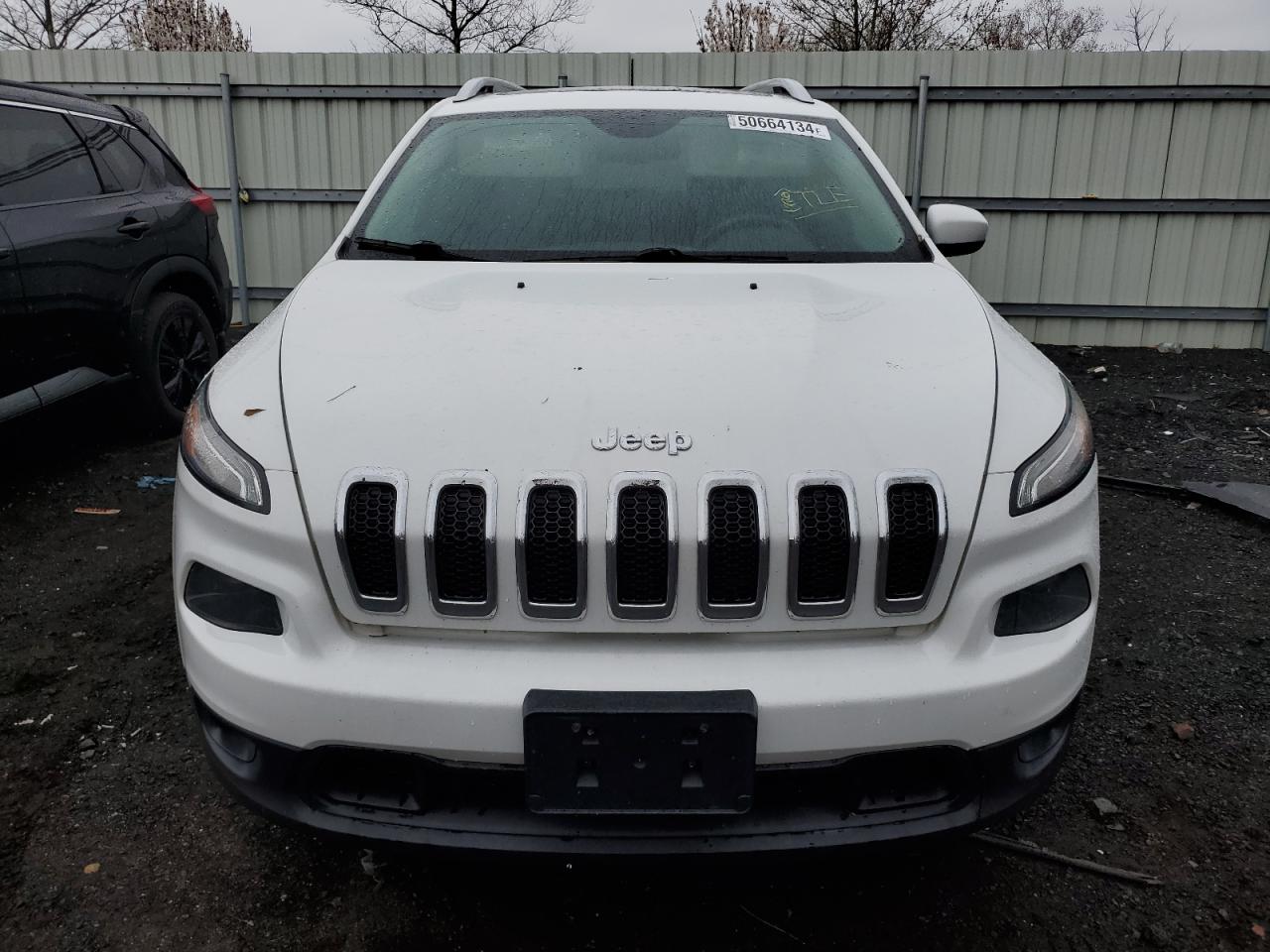 1C4PJMCB5HW638849 2017 Jeep Cherokee Latitude