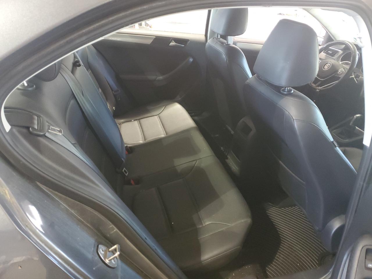 3VWDB7AJ7HM279237 2017 Volkswagen Jetta Se