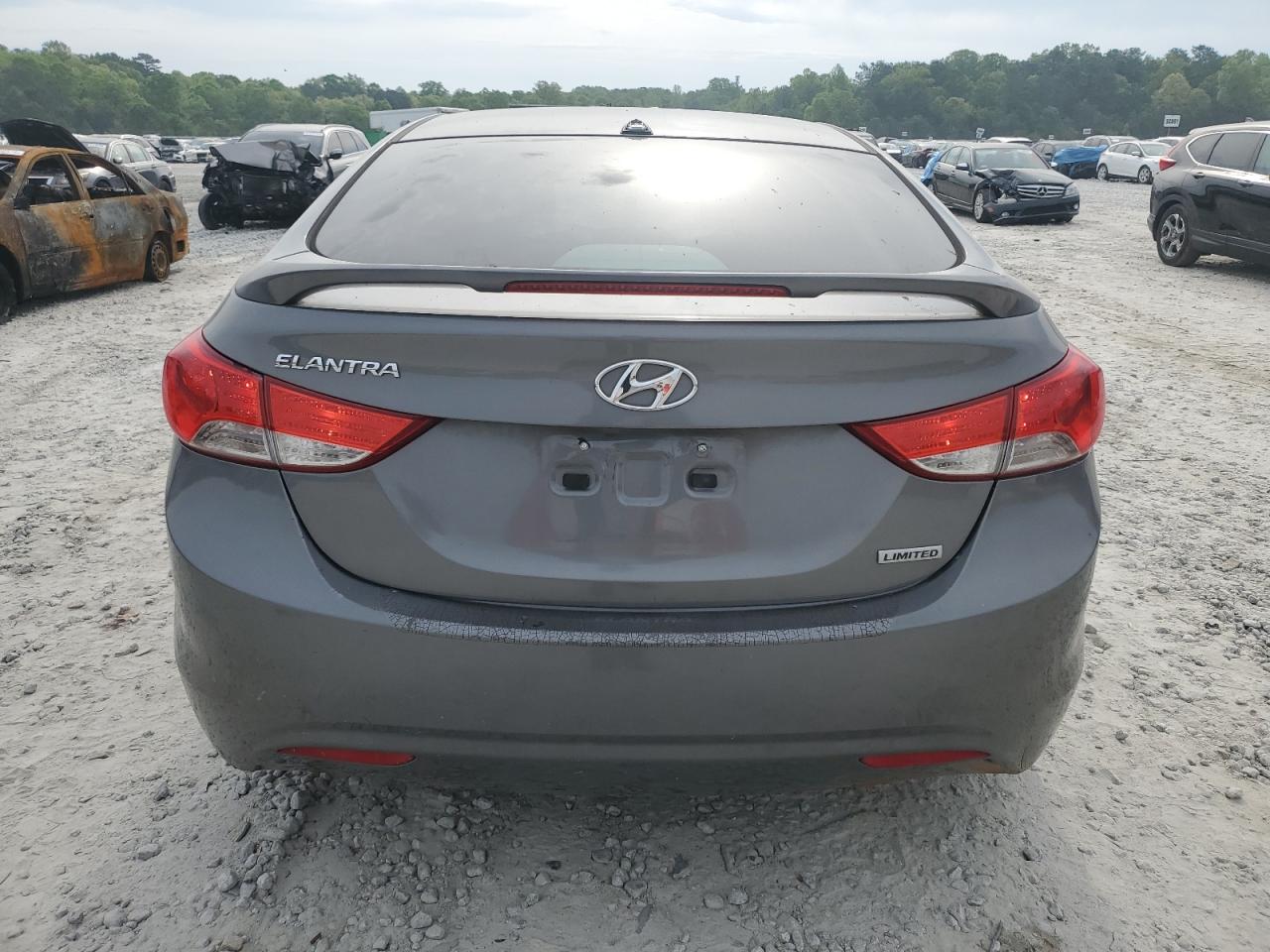 5NPDH4AE3DH188811 2013 Hyundai Elantra Gls