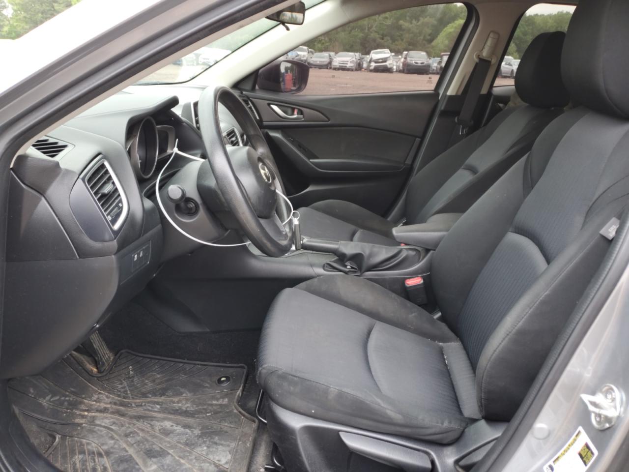 JM1BM1T72F1266716 2015 Mazda 3 Sv