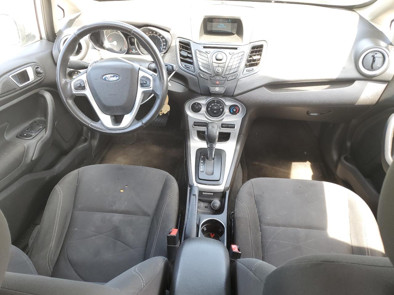 2015 Ford Fiesta Se vin: 3FADP4BJ9FM125973