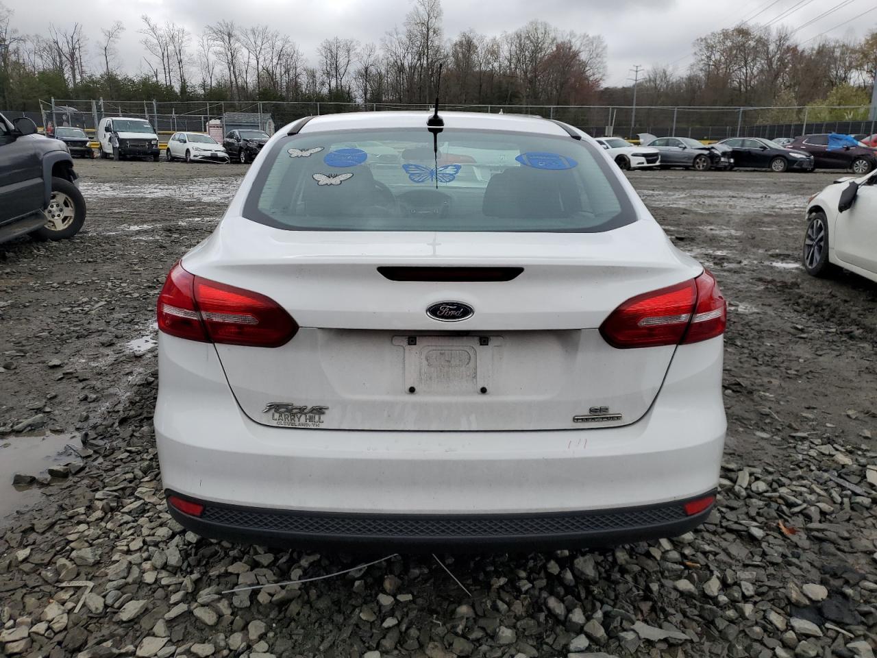 1FADP3F21FL353867 2015 Ford Focus Se