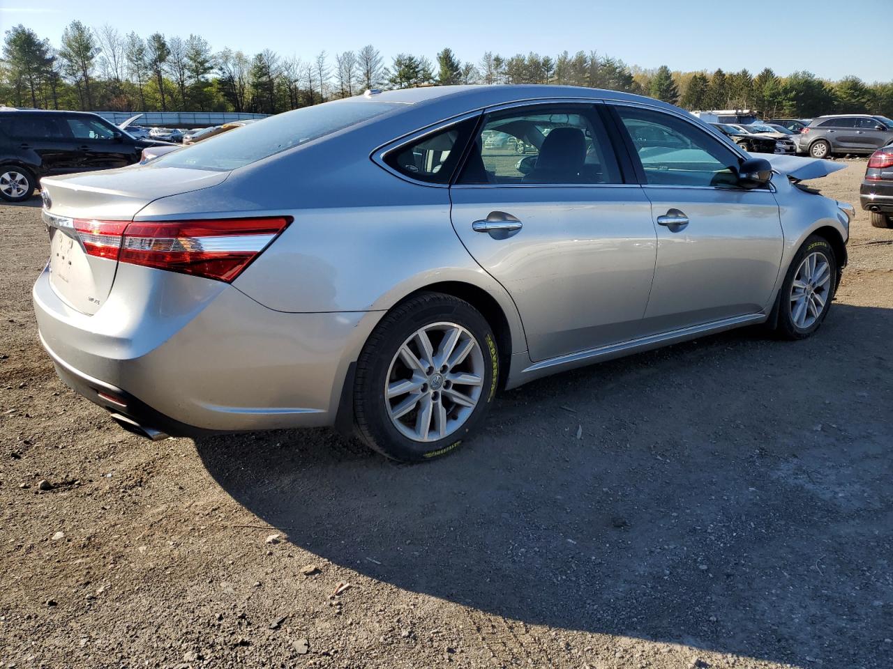 4T1BK1EB5FU174078 2015 Toyota Avalon Xle