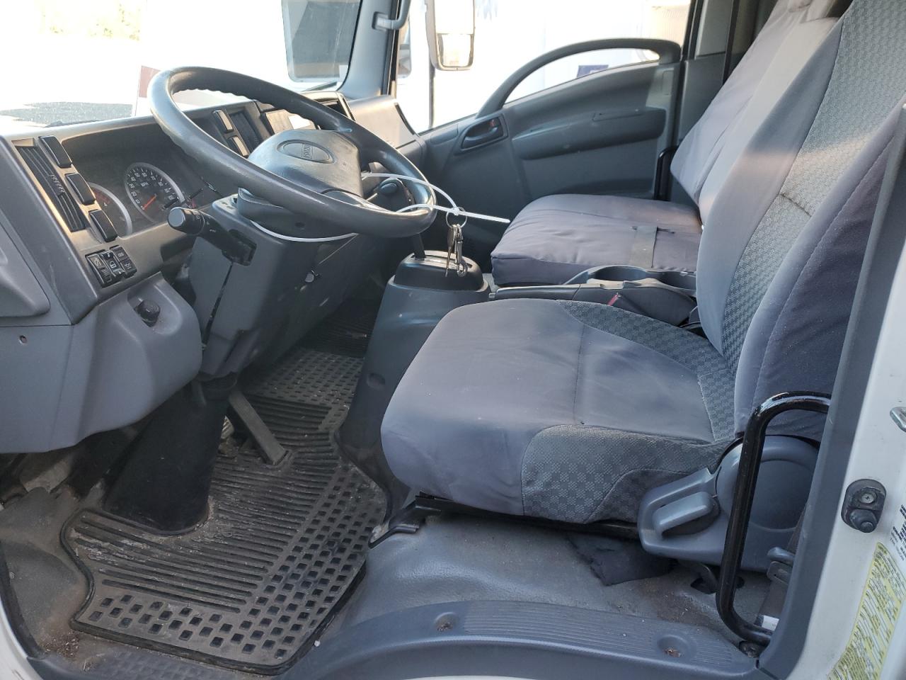 JALE5W168B7301637 2011 Isuzu Nrr