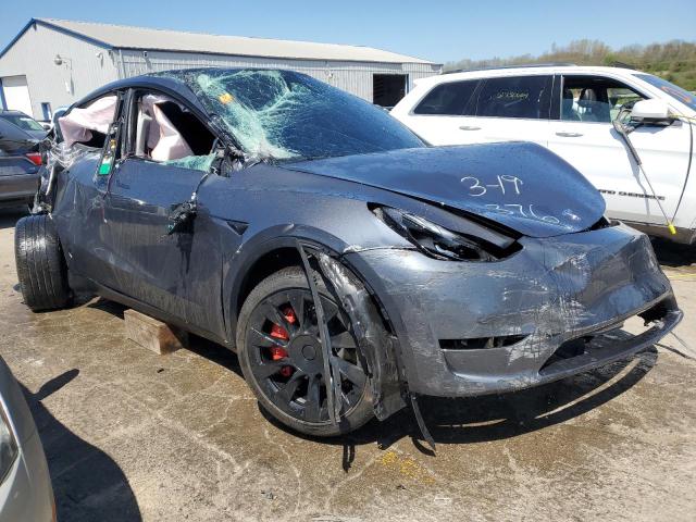 7SAYGDEE4PF836161 Tesla Model Y  4