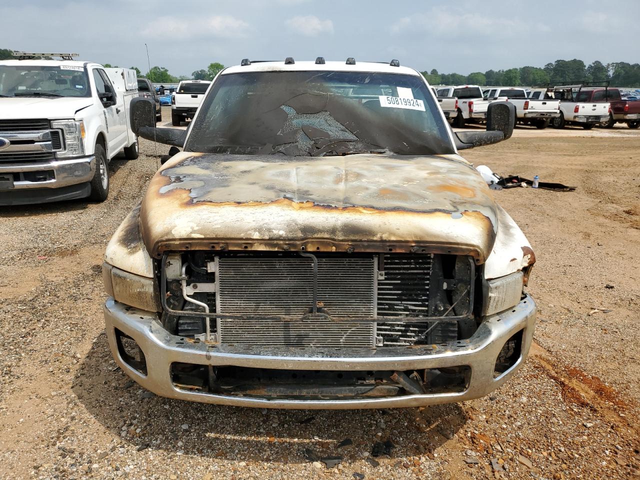 1B7MC3366WJ233622 1998 Dodge Ram 3500