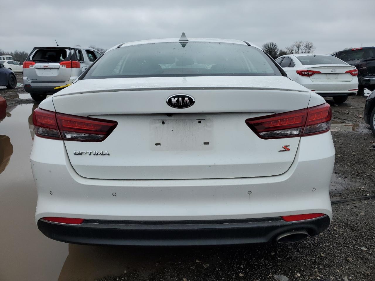 2018 Kia Optima Lx vin: 5XXGT4L33JG201104