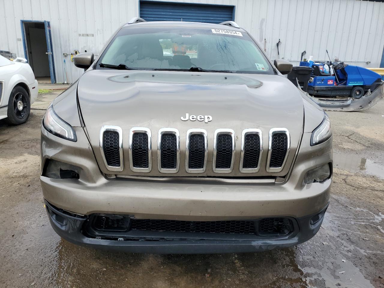 2017 Jeep Cherokee Latitude vin: 1C4PJLCB9HW548484