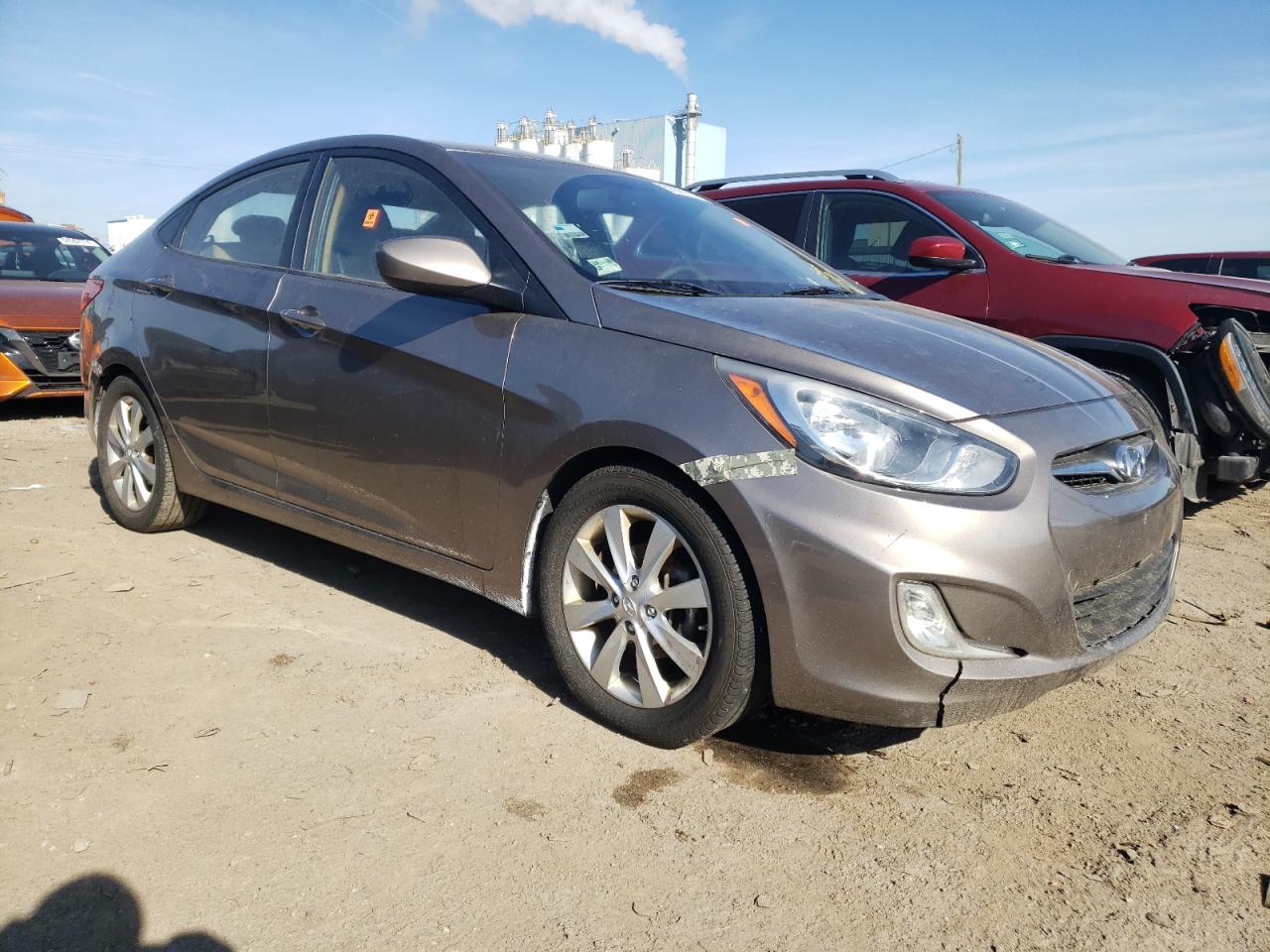 KMHCU4AE3DU341051 2013 Hyundai Accent Gls