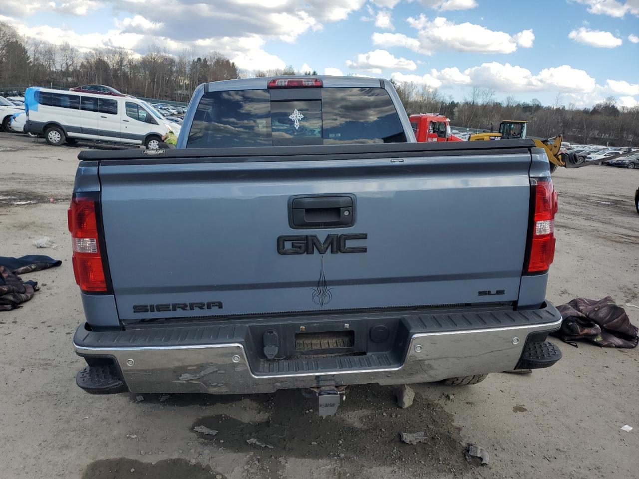 2015 GMC Sierra K1500 Sle vin: 3GTU2UECXFG291827