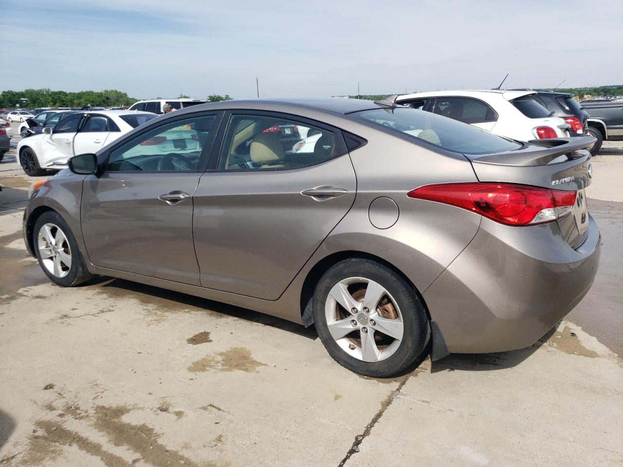 5NPDH4AE3DH388541 2013 Hyundai Elantra Gls