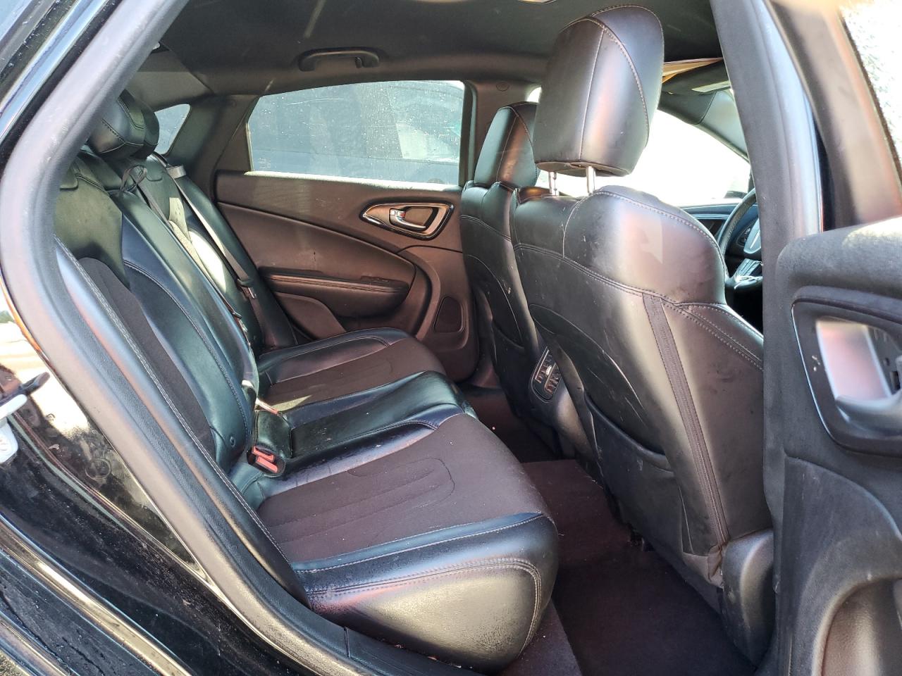 1C3CCCBG9FN506183 2015 Chrysler 200 S