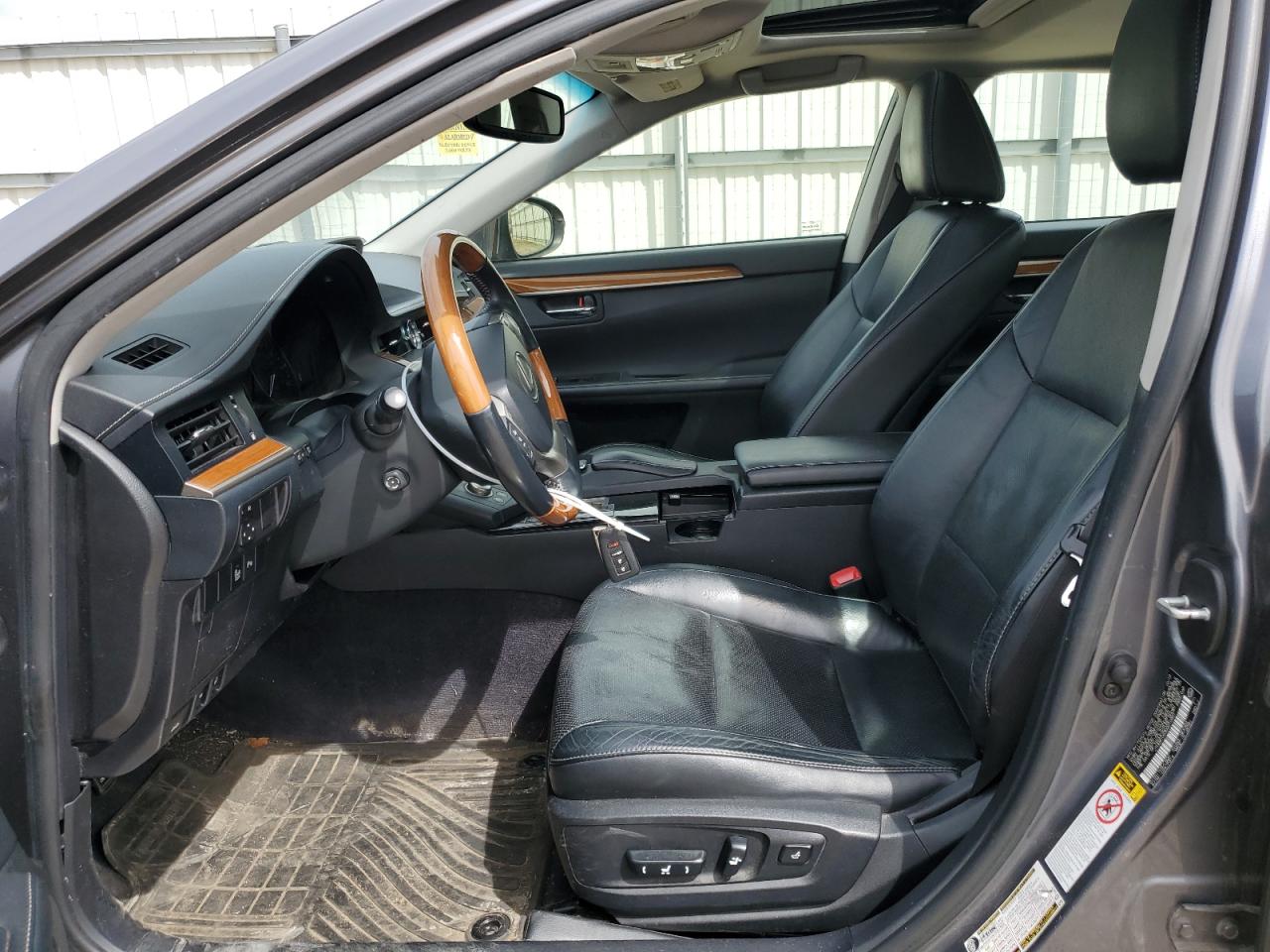 JTHBW1GG3D2010501 2013 Lexus Es 300H